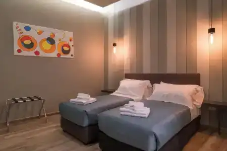 Gogo` Boutique - 2