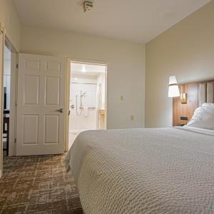 Staybridge Suites Lafayette-Airport, an IHG - 37