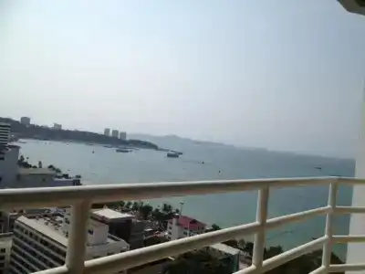 View Talay 6 Pattaya Beach Apartment by Honey - 10
