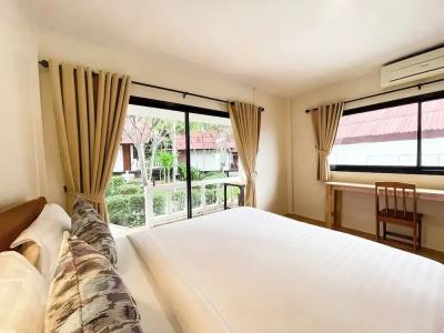 Bounty Resort - 34