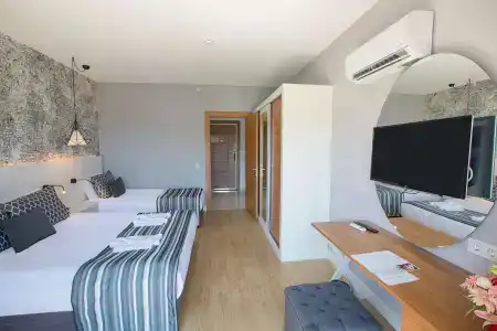 Sherwood Suites Resort - 8