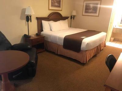 Days Inn by Wyndham - 5