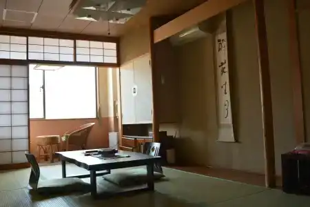 Yadoya Tsubaki - 2
