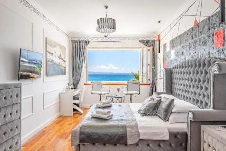 Galeria Valeria Seaside Downtown - MAG Quaint & Elegant Boutiques - 217