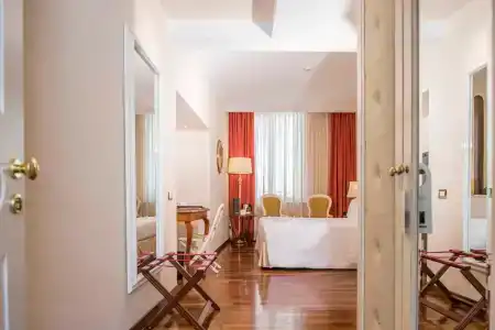 Golden Tower & Spa - 7