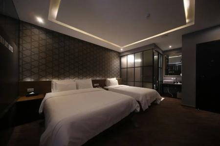 Beomil Brown Dot - 109