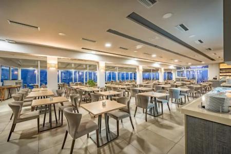 Alexandra Beach Resort & Spa - 20