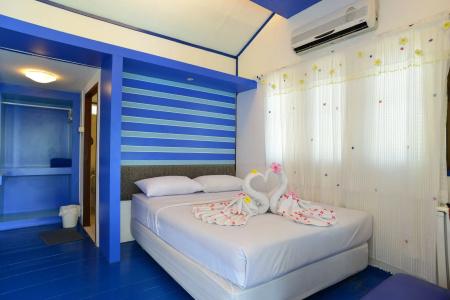 Sangthian Beach Resort - 1