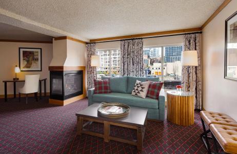 The Edgewater, a Noble House - 60