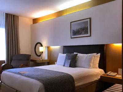 Surmeli Istanbul - 4