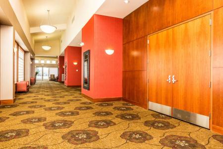 Hilton Garden Inn - 14