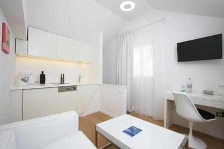 Divota Apartment - 152