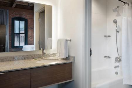 Residence Inn by Marriott Boston Downtown Seaport - 76