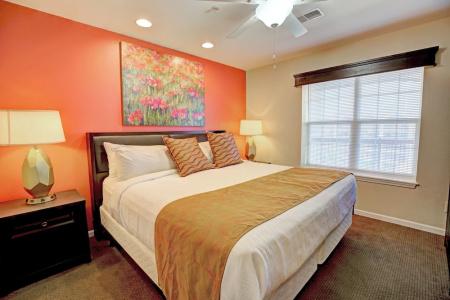 Grand Crowne by Capital Vacations - 39