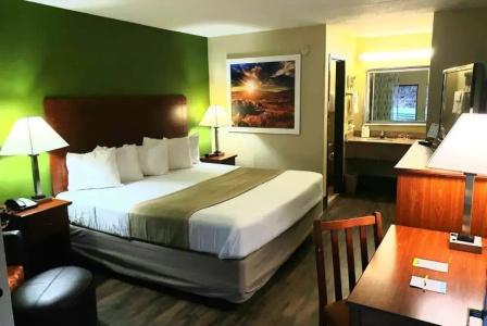 Days Inn by Wyndham Lookout Mountain West - 22