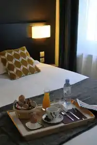 Hôtel Des Quatrans - 49