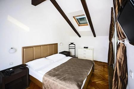 Deminka Palace - 72