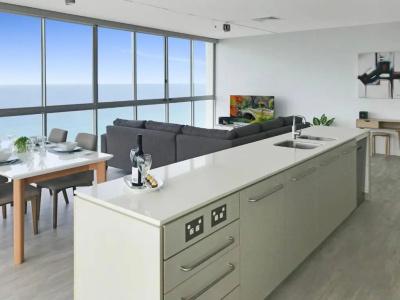 Ultiqa Air On Broadbeach - 260