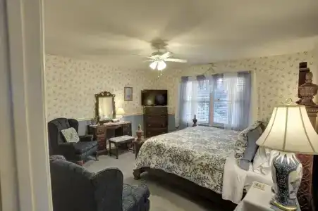 Blue Mountain Mist Country Inn - 69
