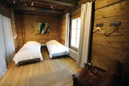 LAURI Historical Log House Manor - 23