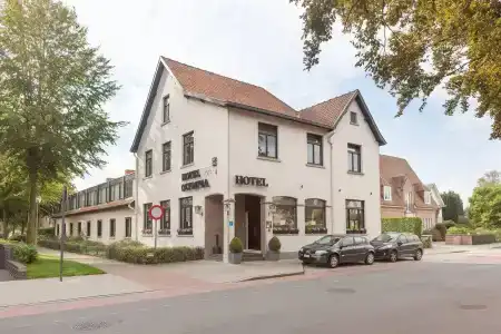 Olympia - 17