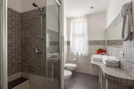 Rodia Inn - 7