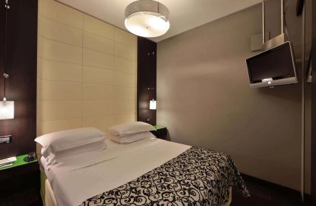 Best Western Cinemusic - 2
