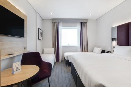 Premier Inn Dubai International Airport - 38