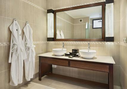 DoubleTree by Hilton Seychelles Allamanda Resort & Spa - 7