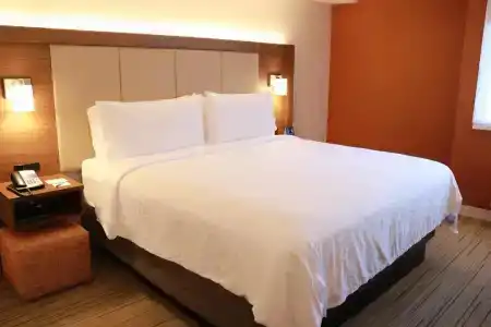 Holiday Inn Express Seattle - Sea-Tac Airport, An Ihg - 35