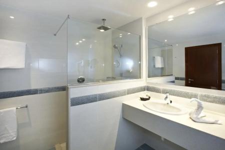 Universal Cabo Blanco - Adults Only - 18