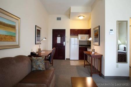 Sonesta Es Suites Baton Rouge - 33