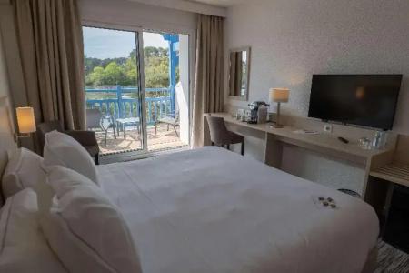 Best Western Plus Le Roof Vannes Bord De Mer - 71