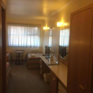 St Georges Motor Inn - 17