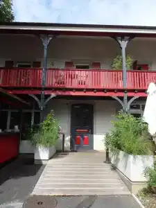 Chez Maman & Restaurant - 0