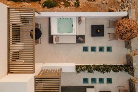 Naxos Rhyton - 12