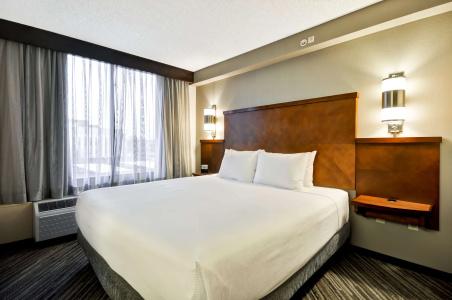 Hyatt Place Uptown - 28