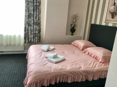Amalia - 26