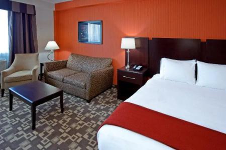 Holiday Inn Express Maspeth, An Ihg - 68