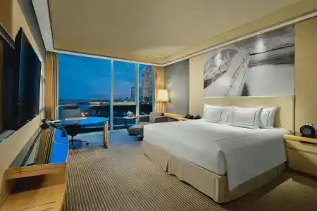 Crowne Plaza, An Ihg - 3