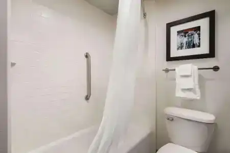 Hampton Inn New Orleans/St.Charles Ave - 59