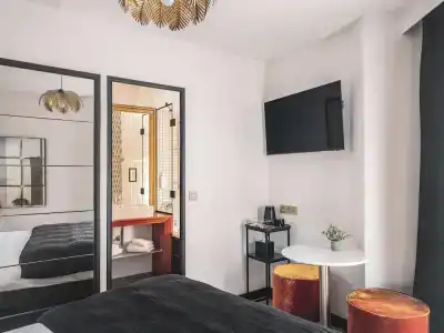 Hôtel Amiral - 71