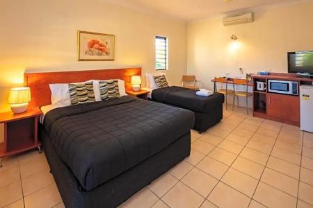 Cairns Queens Court - 100