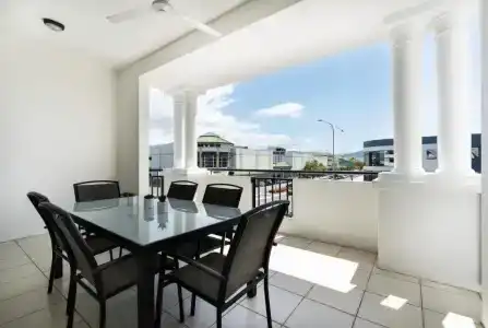 Cairns City - 16