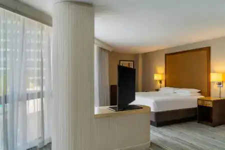 Hyatt Regency Miami - 4