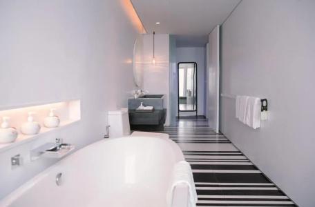 Veranda Pool Suite - 72