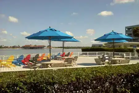 Sailport Waterfront Suites - 43