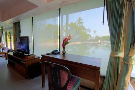 Parama Koh Chang - 101