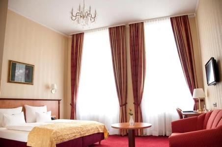 Opera Suite - 46