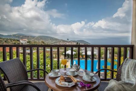 Skopelos Holidays & Spa - 8
